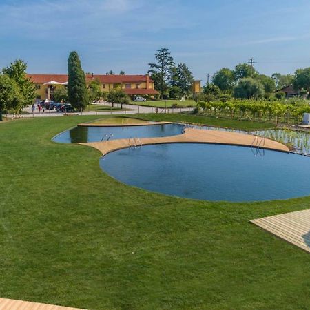 Agriturismo Tenuta Regina - Glamping Luxury Lodges And Apartments Palazzolo dello Stella Eksteriør bilde