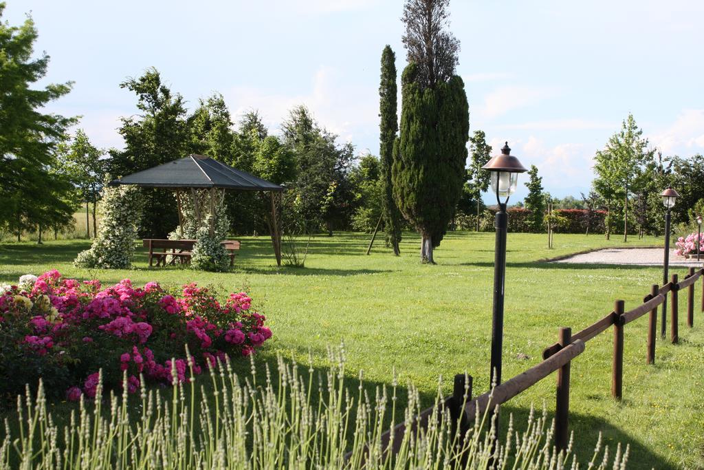 Agriturismo Tenuta Regina - Glamping Luxury Lodges And Apartments Palazzolo dello Stella Eksteriør bilde