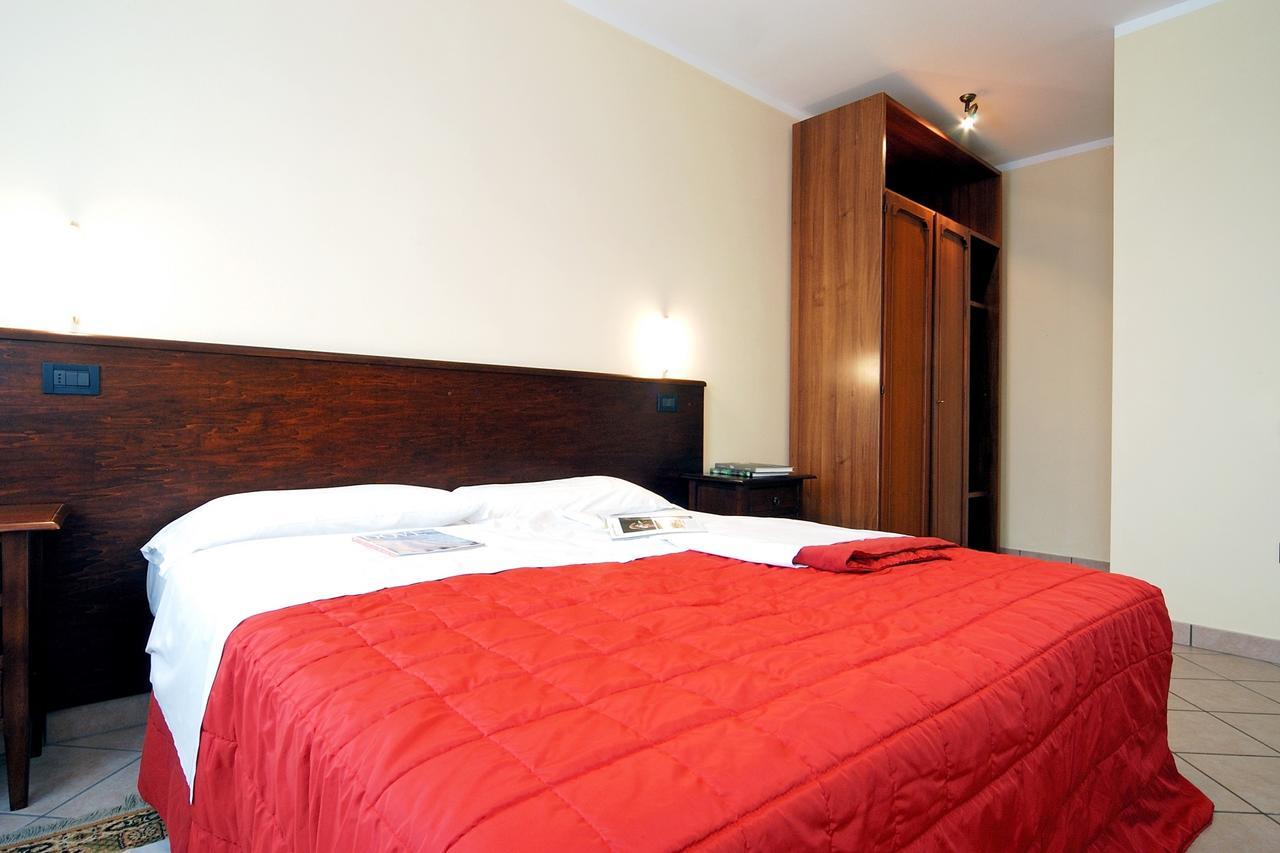 Agriturismo Tenuta Regina - Glamping Luxury Lodges And Apartments Palazzolo dello Stella Eksteriør bilde