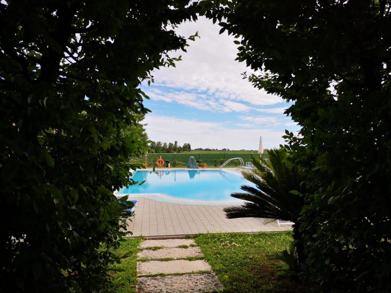 Agriturismo Tenuta Regina - Glamping Luxury Lodges And Apartments Palazzolo dello Stella Eksteriør bilde