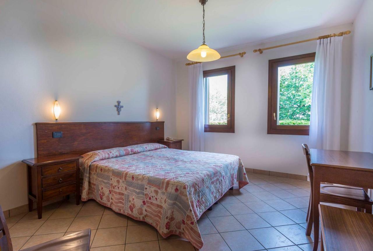 Agriturismo Tenuta Regina - Glamping Luxury Lodges And Apartments Palazzolo dello Stella Eksteriør bilde