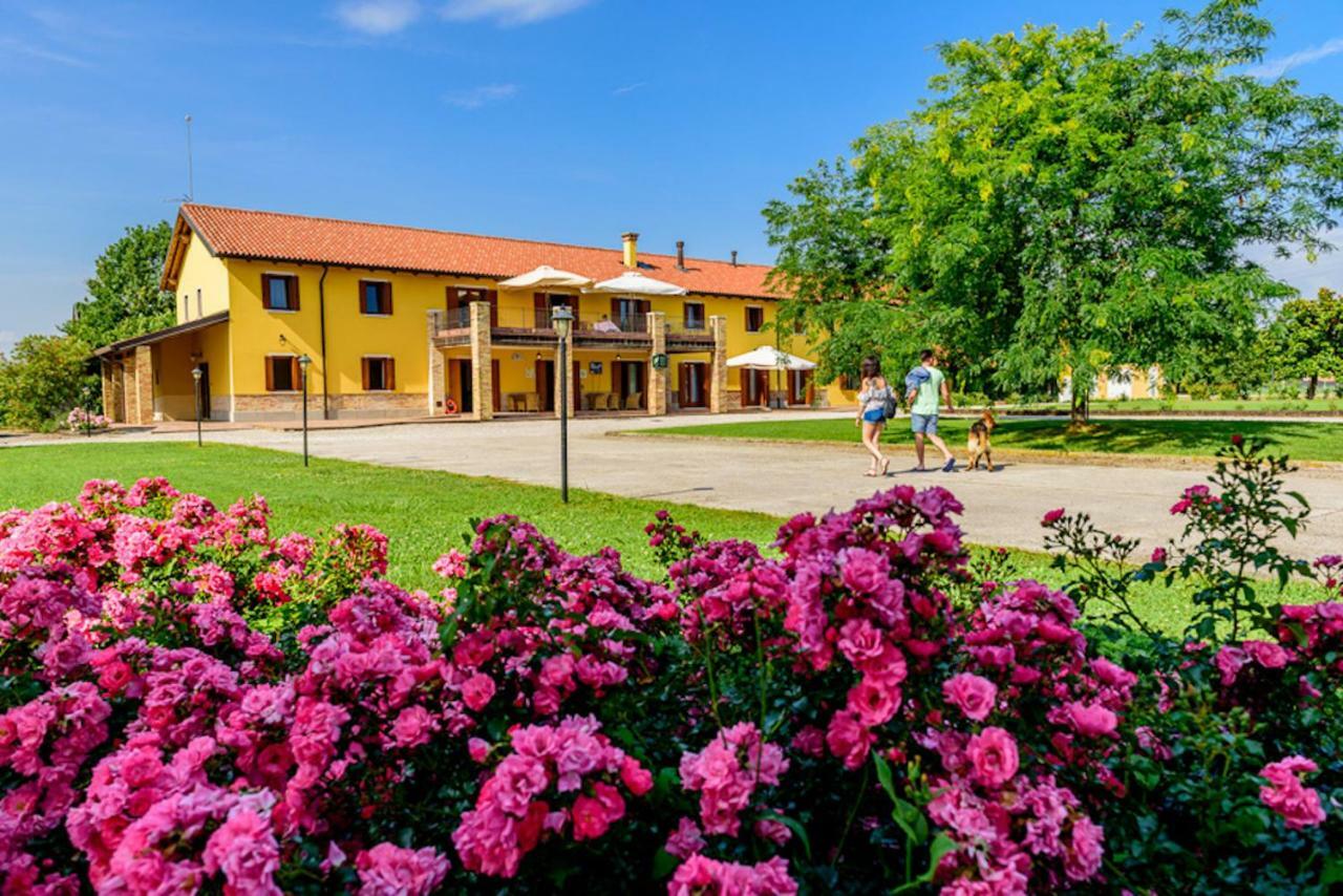 Agriturismo Tenuta Regina - Glamping Luxury Lodges And Apartments Palazzolo dello Stella Eksteriør bilde