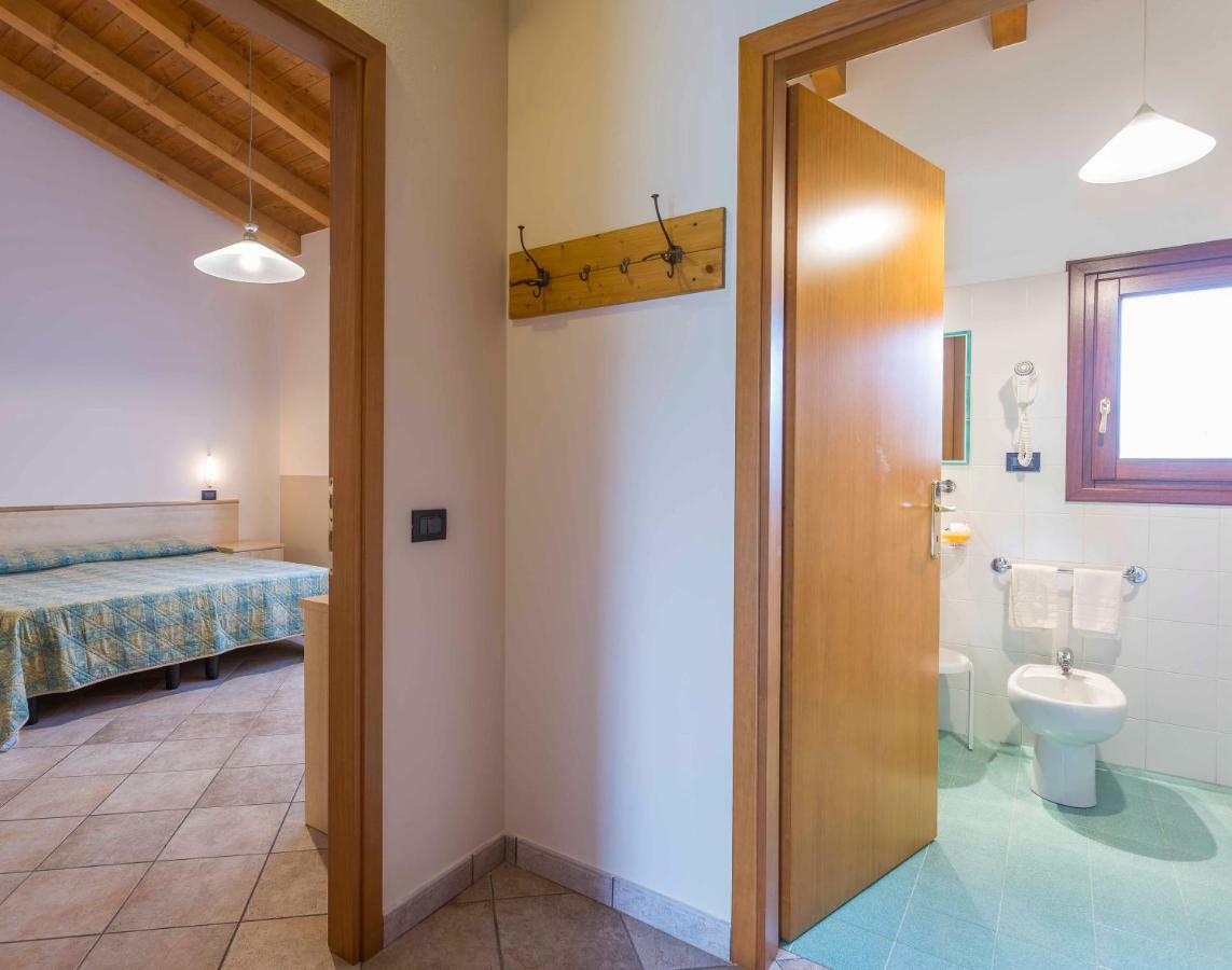 Agriturismo Tenuta Regina - Glamping Luxury Lodges And Apartments Palazzolo dello Stella Eksteriør bilde