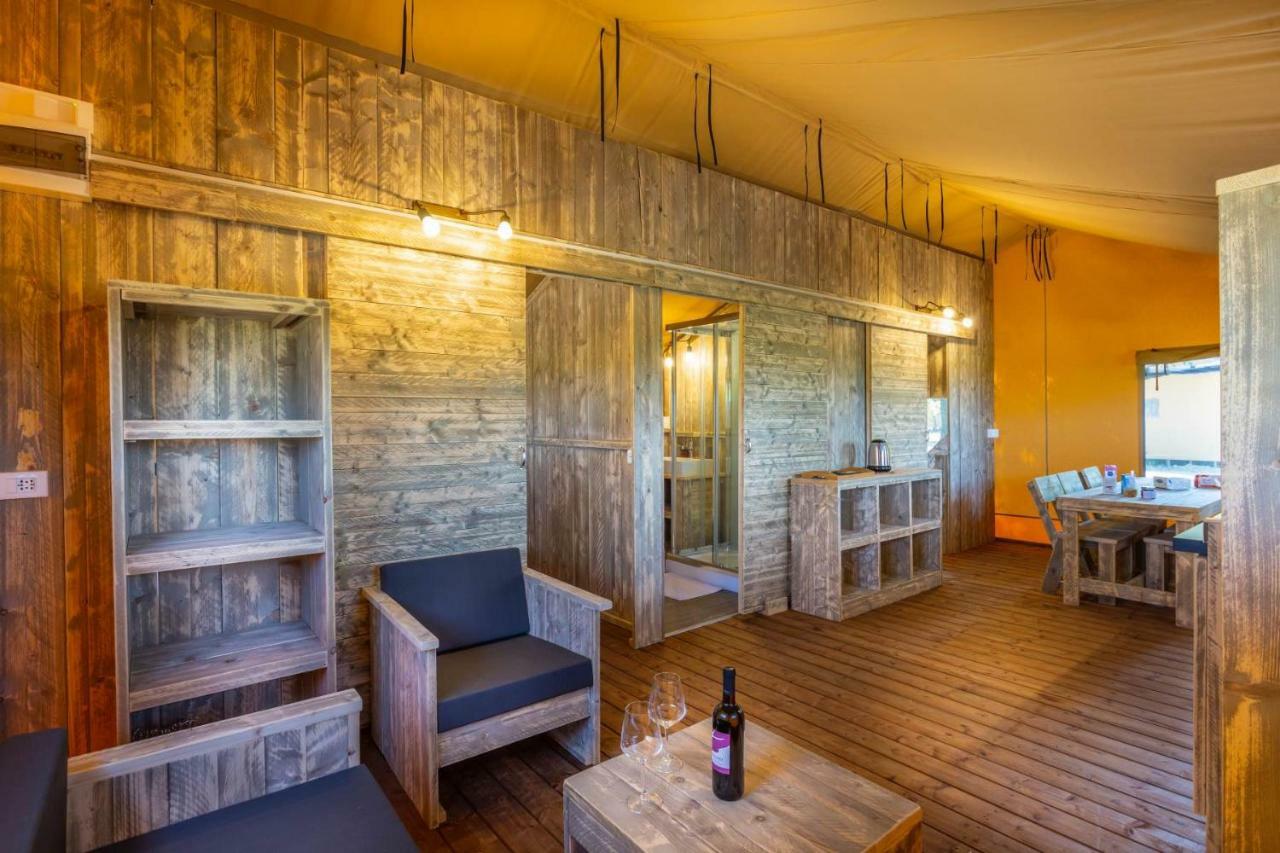 Agriturismo Tenuta Regina - Glamping Luxury Lodges And Apartments Palazzolo dello Stella Eksteriør bilde