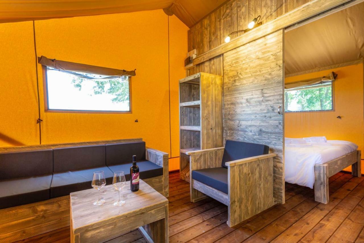 Agriturismo Tenuta Regina - Glamping Luxury Lodges And Apartments Palazzolo dello Stella Eksteriør bilde